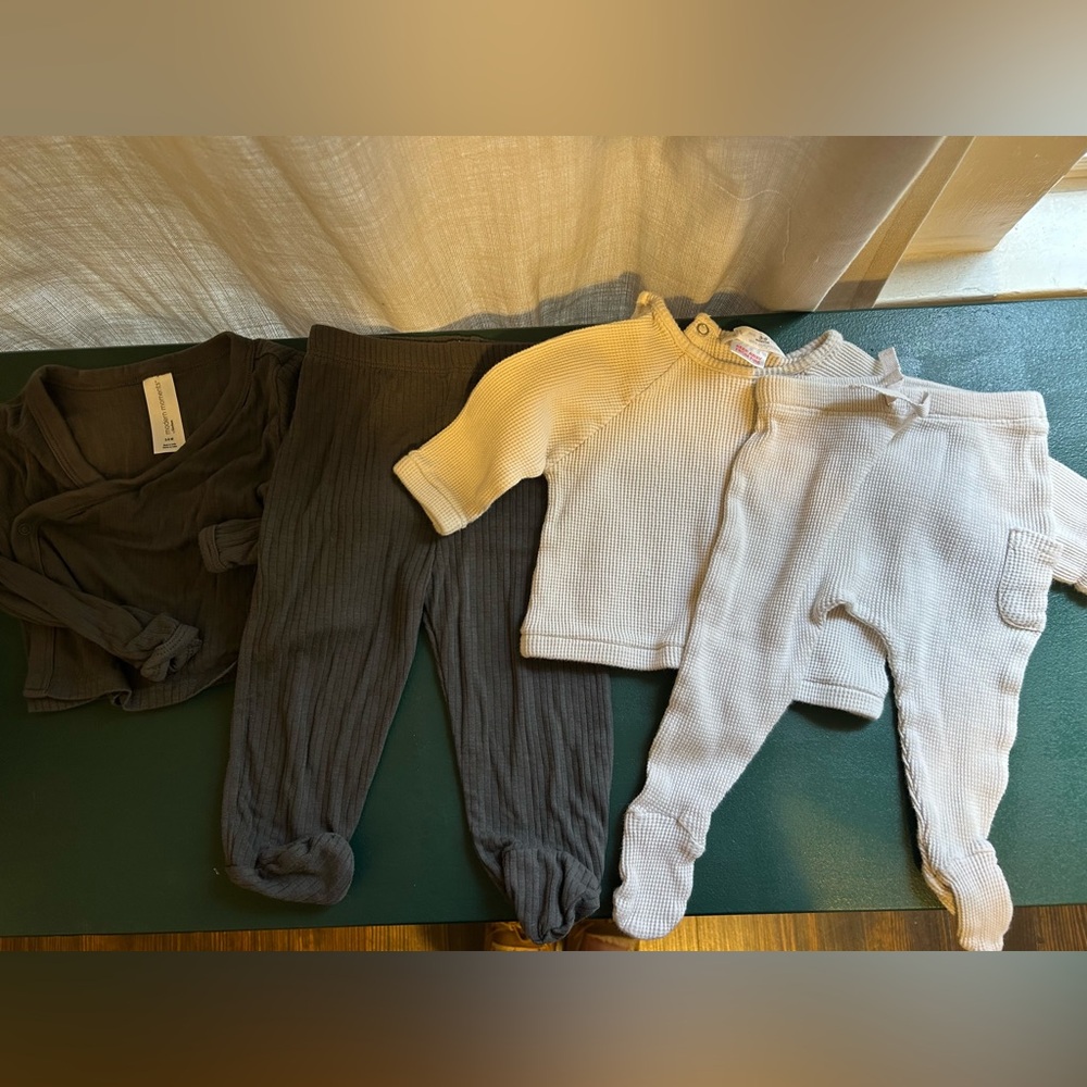Baby matching sets (2)